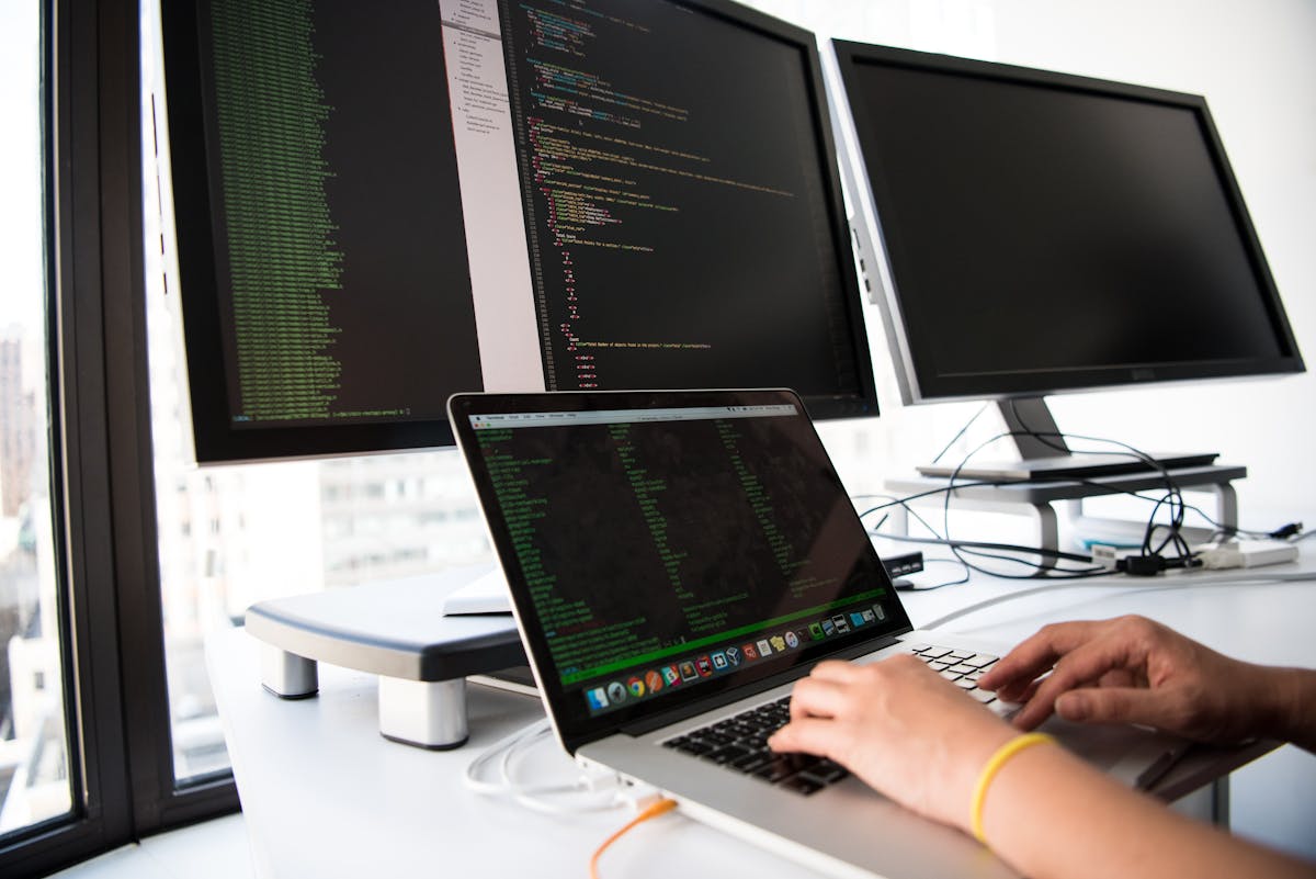Project Tracking Software by Microsoft: What Is Available