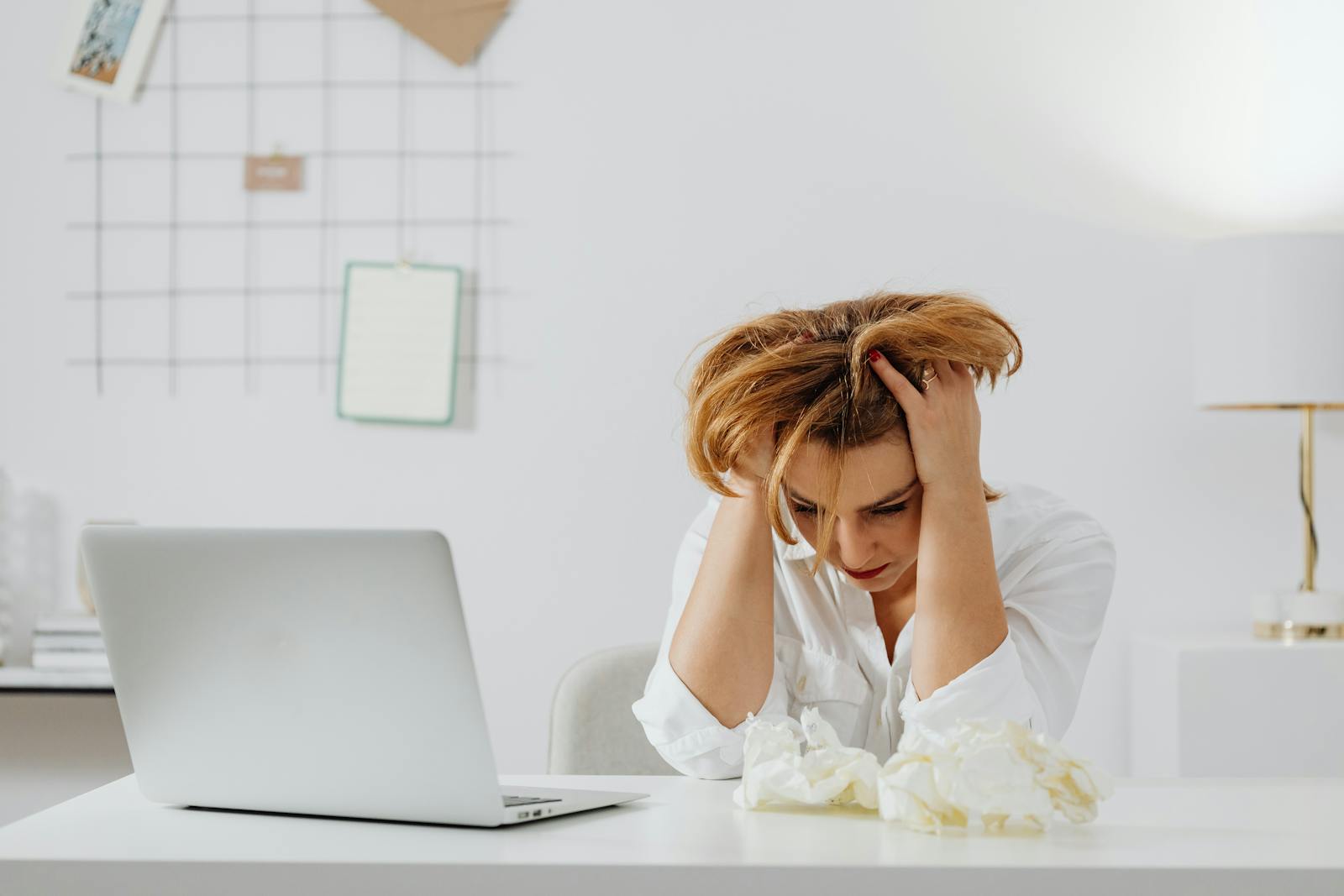 Cold Outreach vs. Warm Referrals vs. Inbound for Freelancers: What Gets Clients Fastest