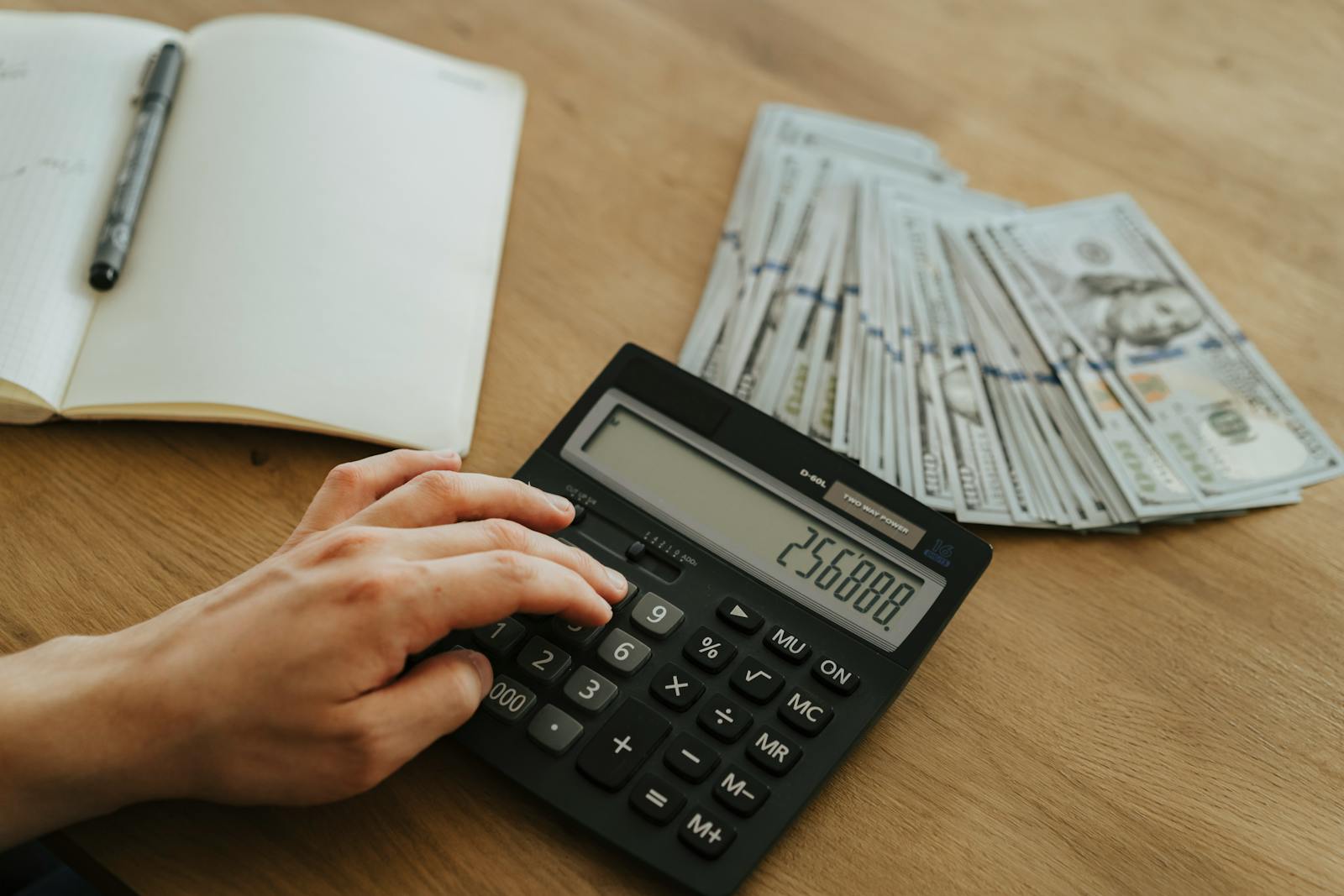 Freelance Content Writing Pricing Guide (2026 Rates + Calculator)