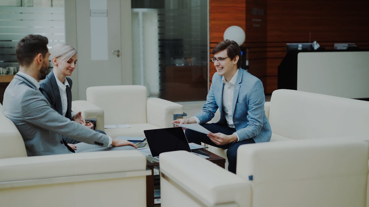 Customer Discovery Framework for Freelancers