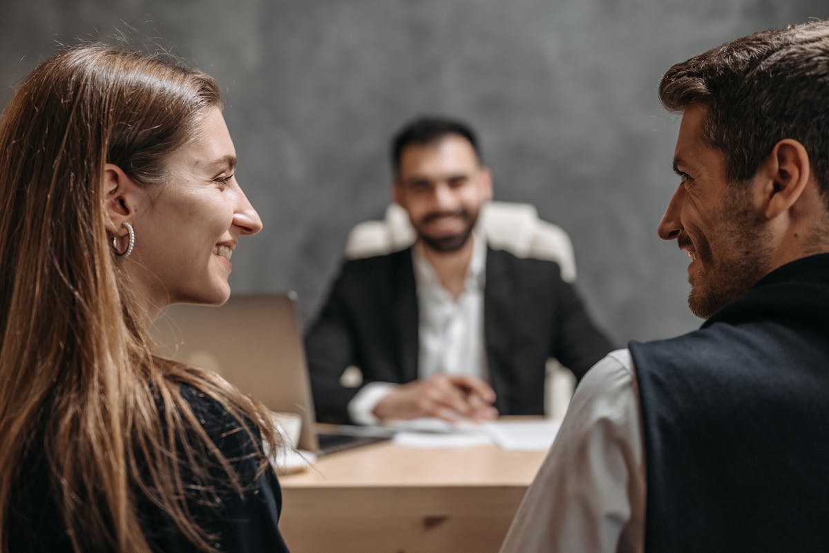 How to Follow Up With a Customer Without Being Annoying
