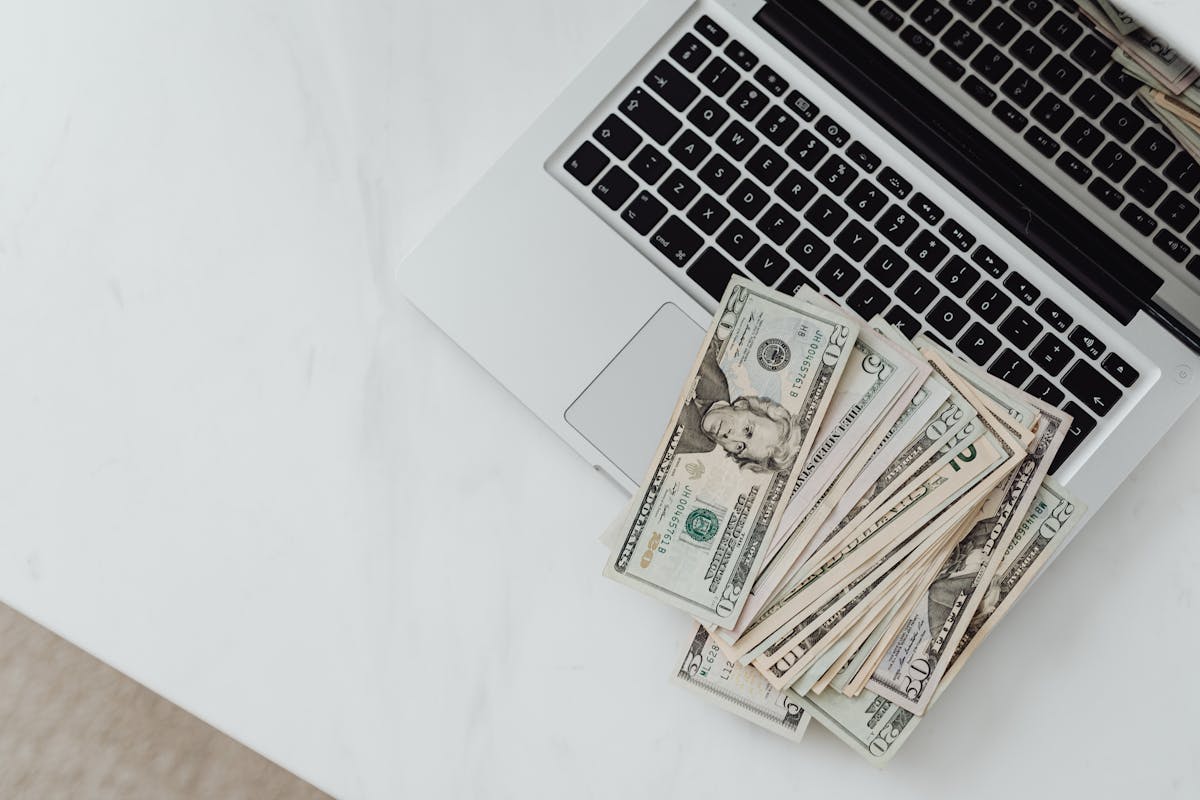 Freelancer finances money