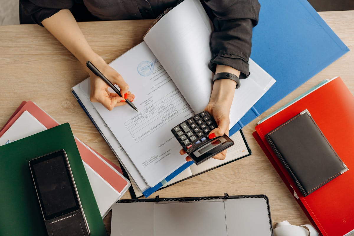 What to Do When an Invoice Goes Unpaid 30+ Days