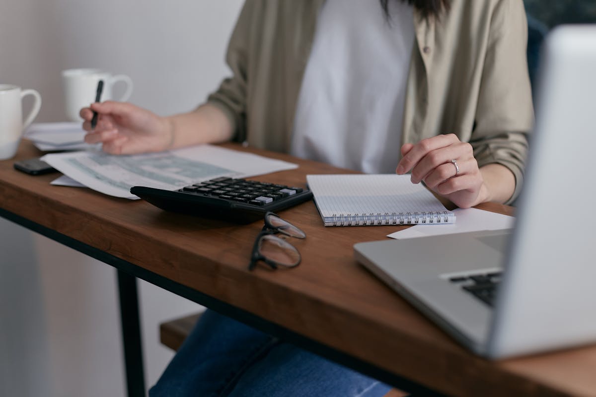How to Invoice International Clients Without Losing Money to Fees/FX