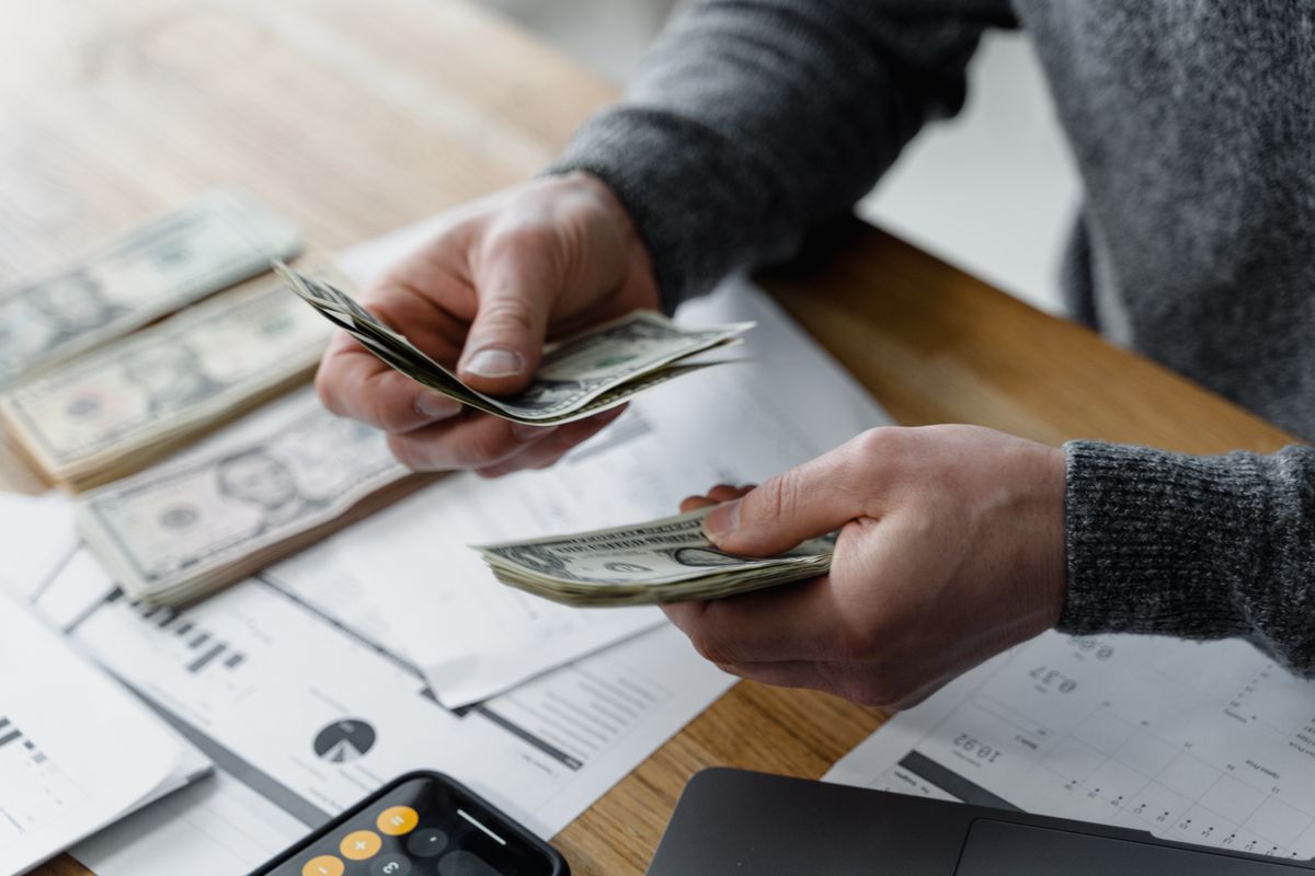 Money stack calculator budget