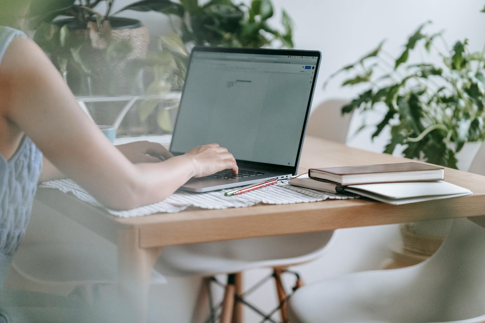 How to Quote a Web Design Project Without Under- or Over-Bidding