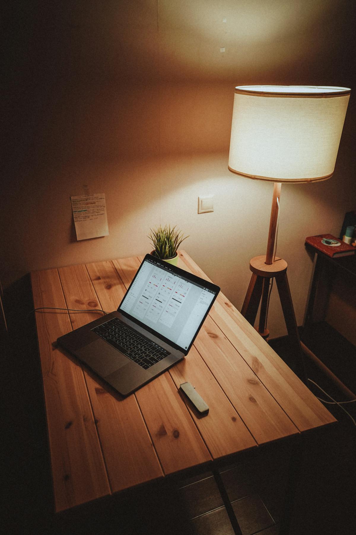 How Freelancers Can Collect Payment Without the Awkwardness
