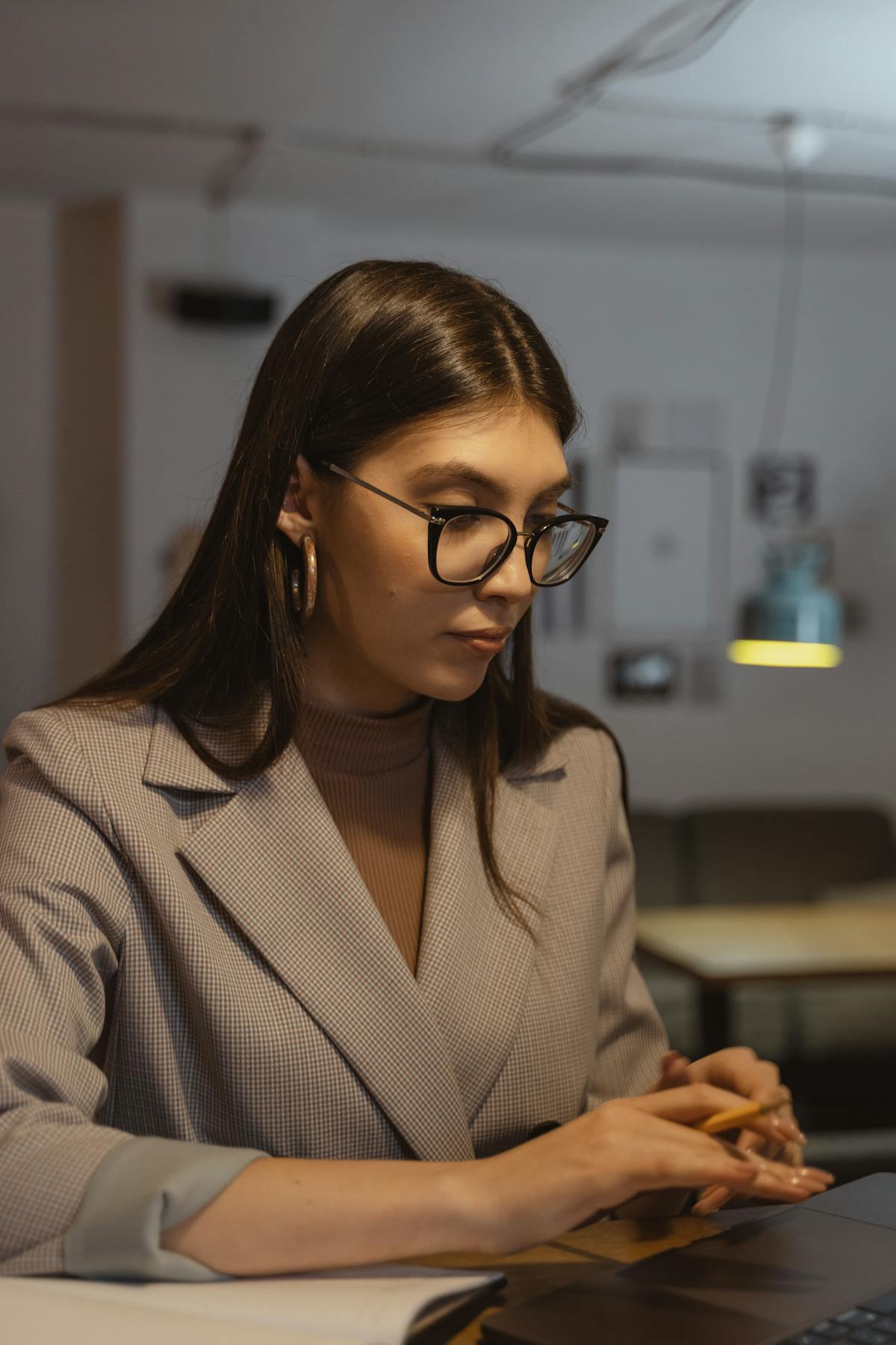The 2-Minute Pre-Call Drill That Changes How You Sound to Clients