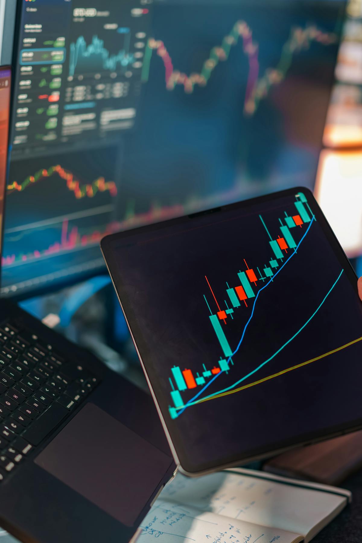 Pipeline data analytics dashboard screen