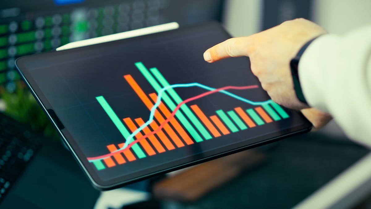 Conversion Rate by Pipeline Stage: Find Your Bottleneck