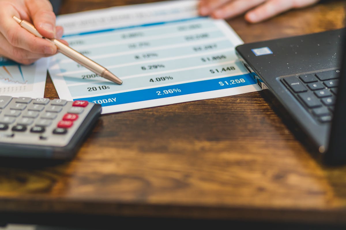 Pipeline Goals by Stage: How to Backsolve Your Way to Predictable Revenue