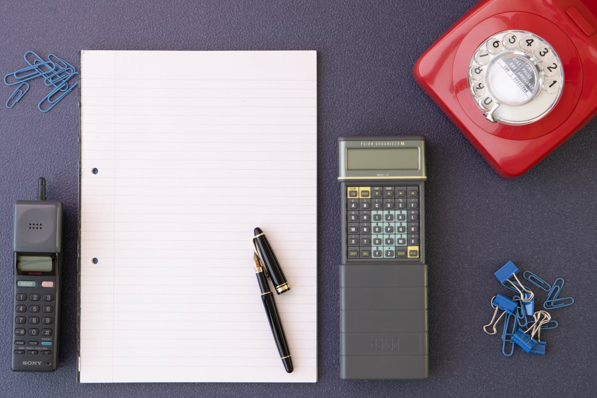 HubSpot Document Tracking: What It Does and When to Use It