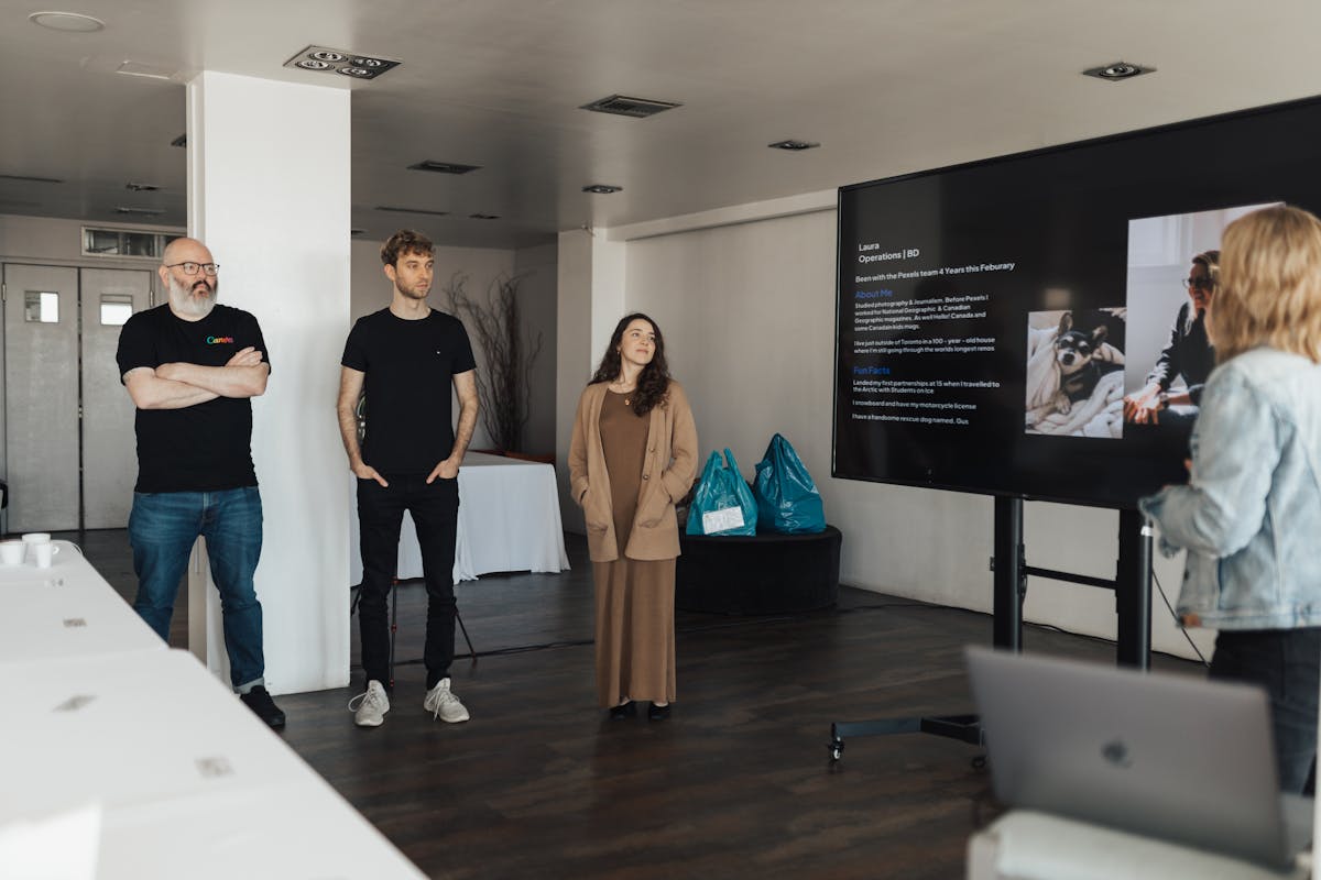 Proposals professional pitch presentation office