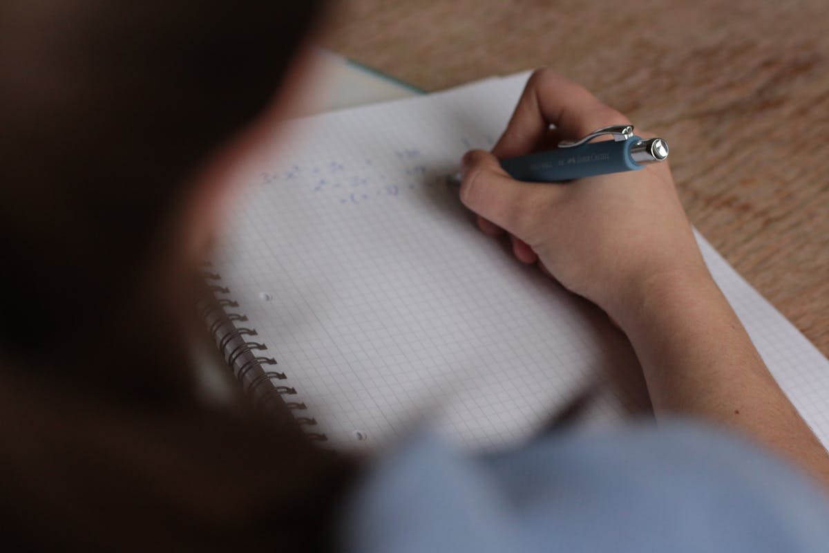 Should a Proposal Have a Cover Letter? The Direct Answer