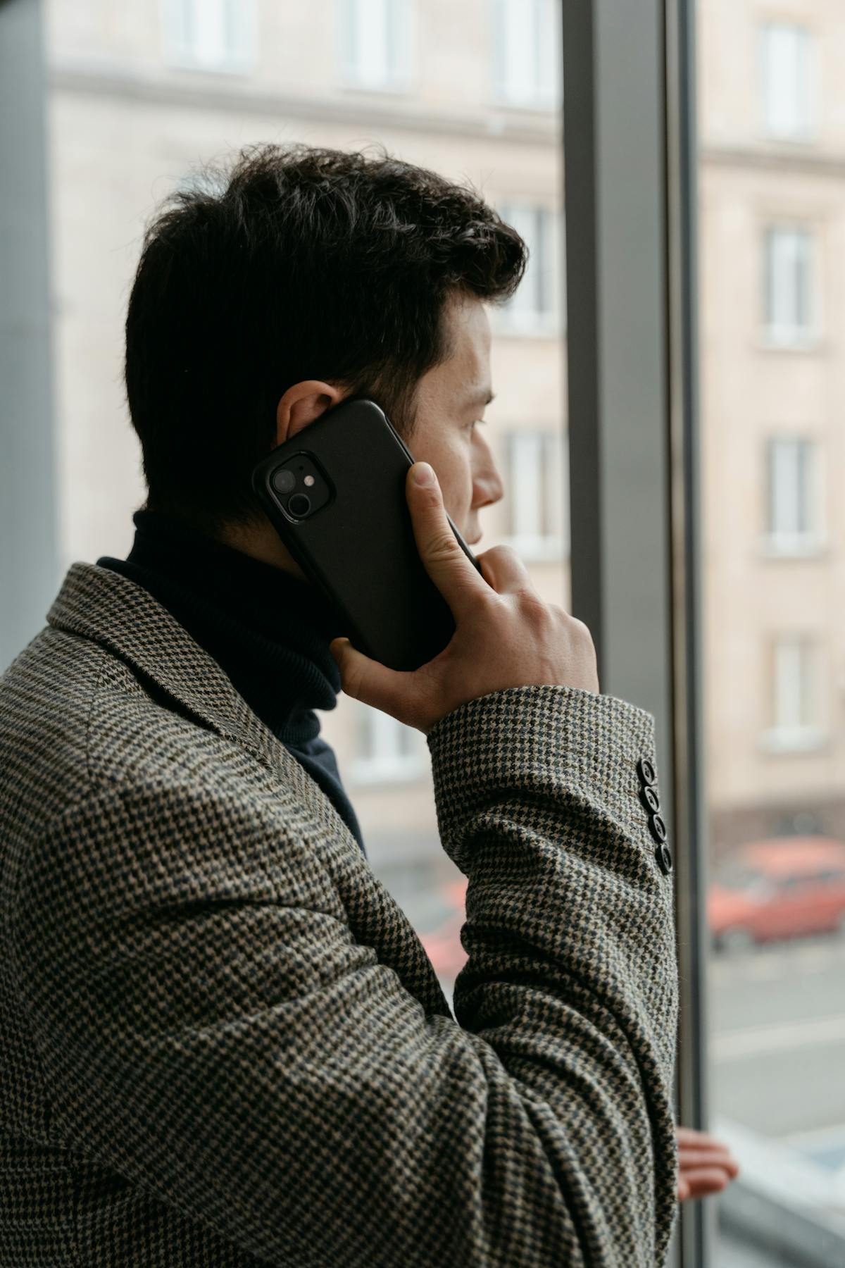 Dialing Math for Freelancers: How Many Dials Equal One Booked Meeting?