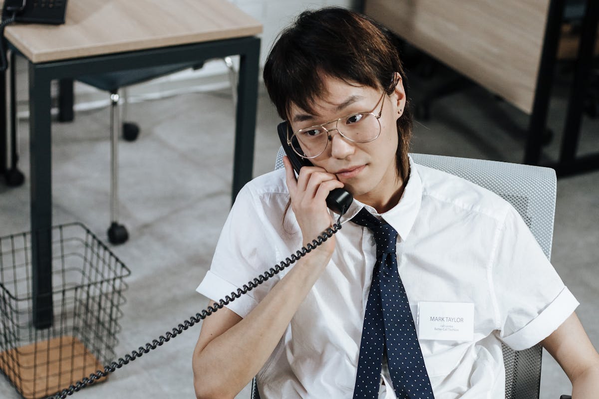 Email Deliverability for Solo Senders: 11 Settings to Check Before You Run a Cold Sequence