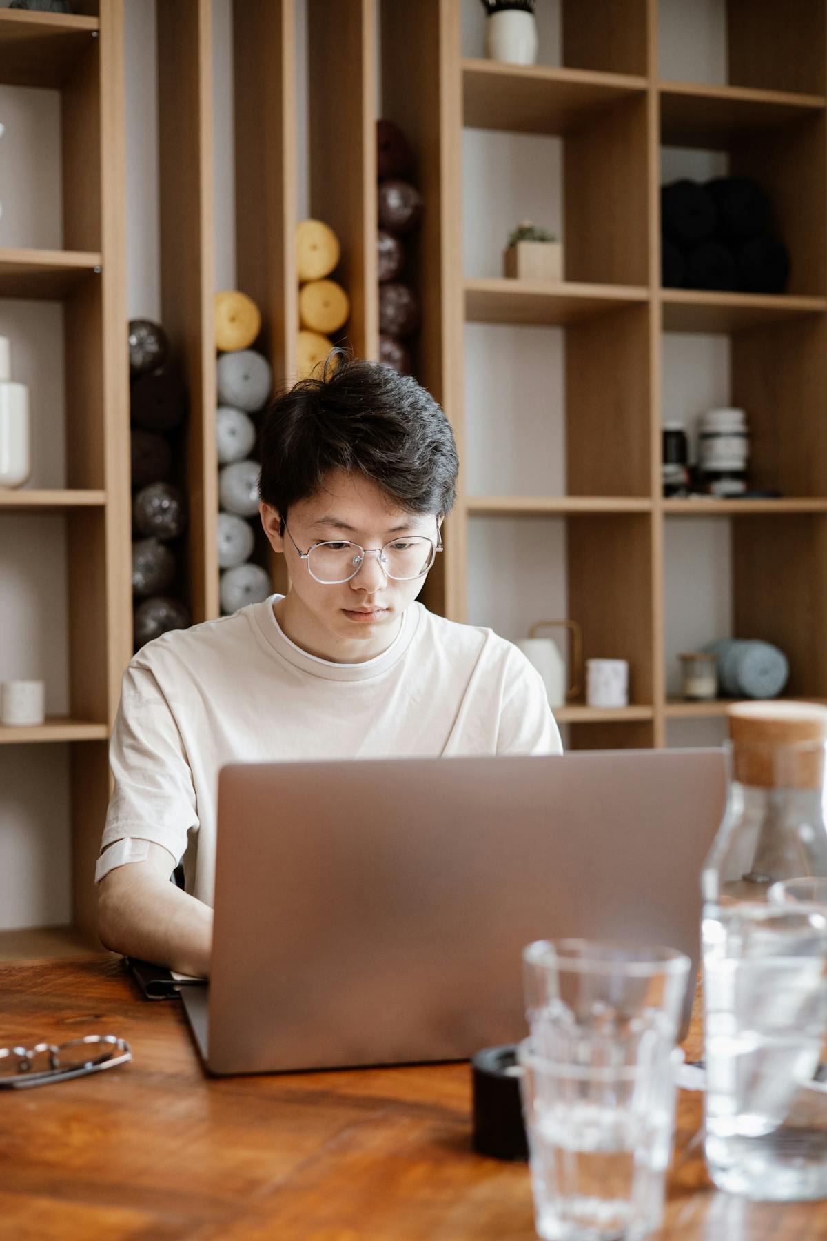 How to Follow Up With a Customer Without Being Annoying