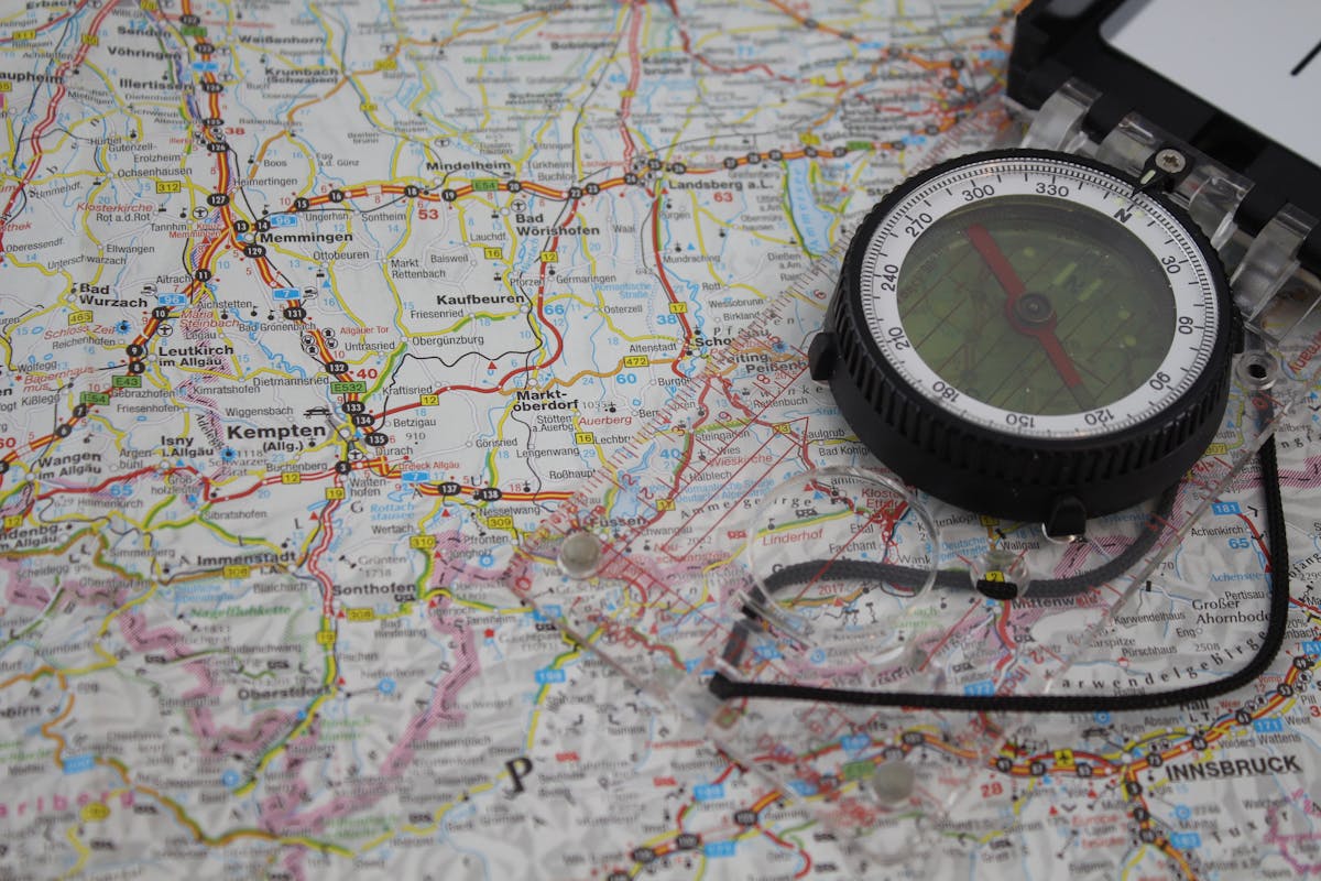 How Freelancers Turn Their Expertise Into a Course (Without Spending 6 Months on It)