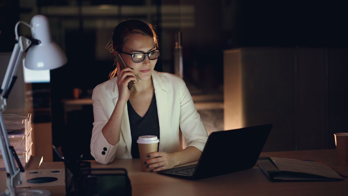 How Freelancers Transition to Agency (The Model That Works, and the One That Breaks People)