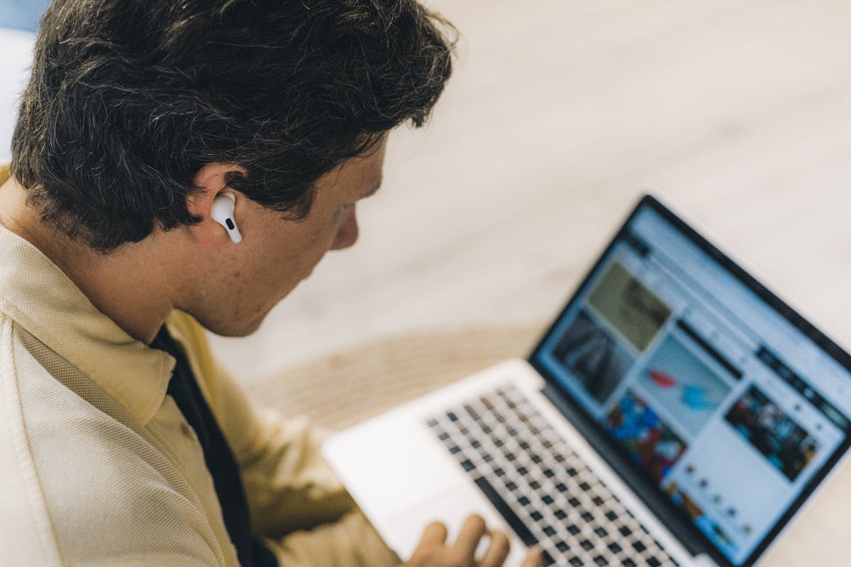 Freelance Niche Selection Reviews: What Works and What Doesn't