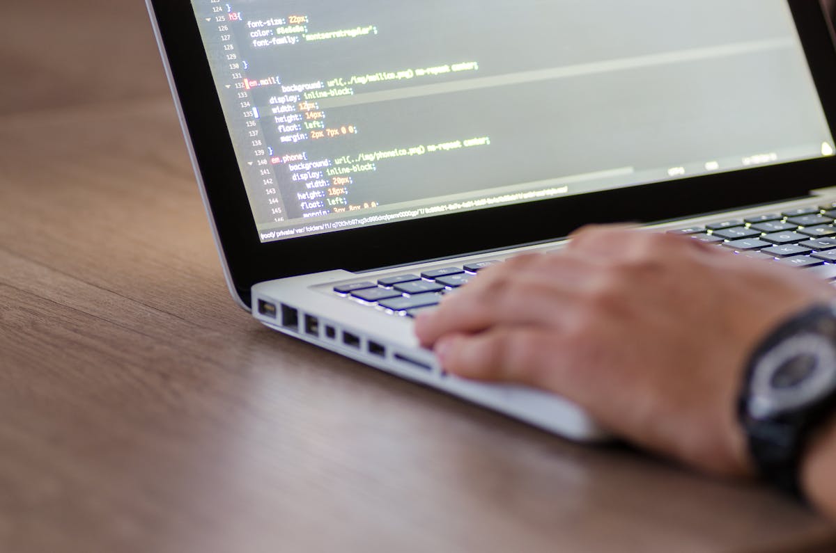 Freelance Project Management: How to Run Projects Without the Chaos