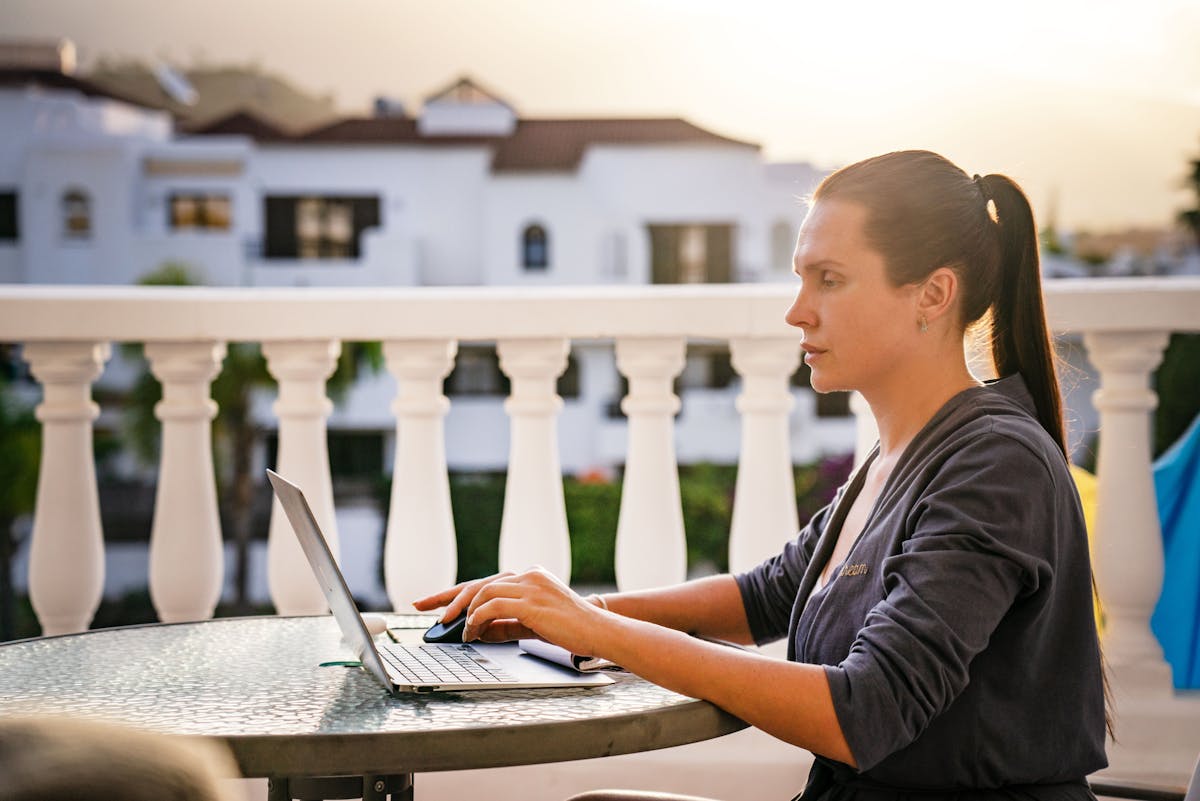 Quoting Translation & Localization by Word, Hour, or Project